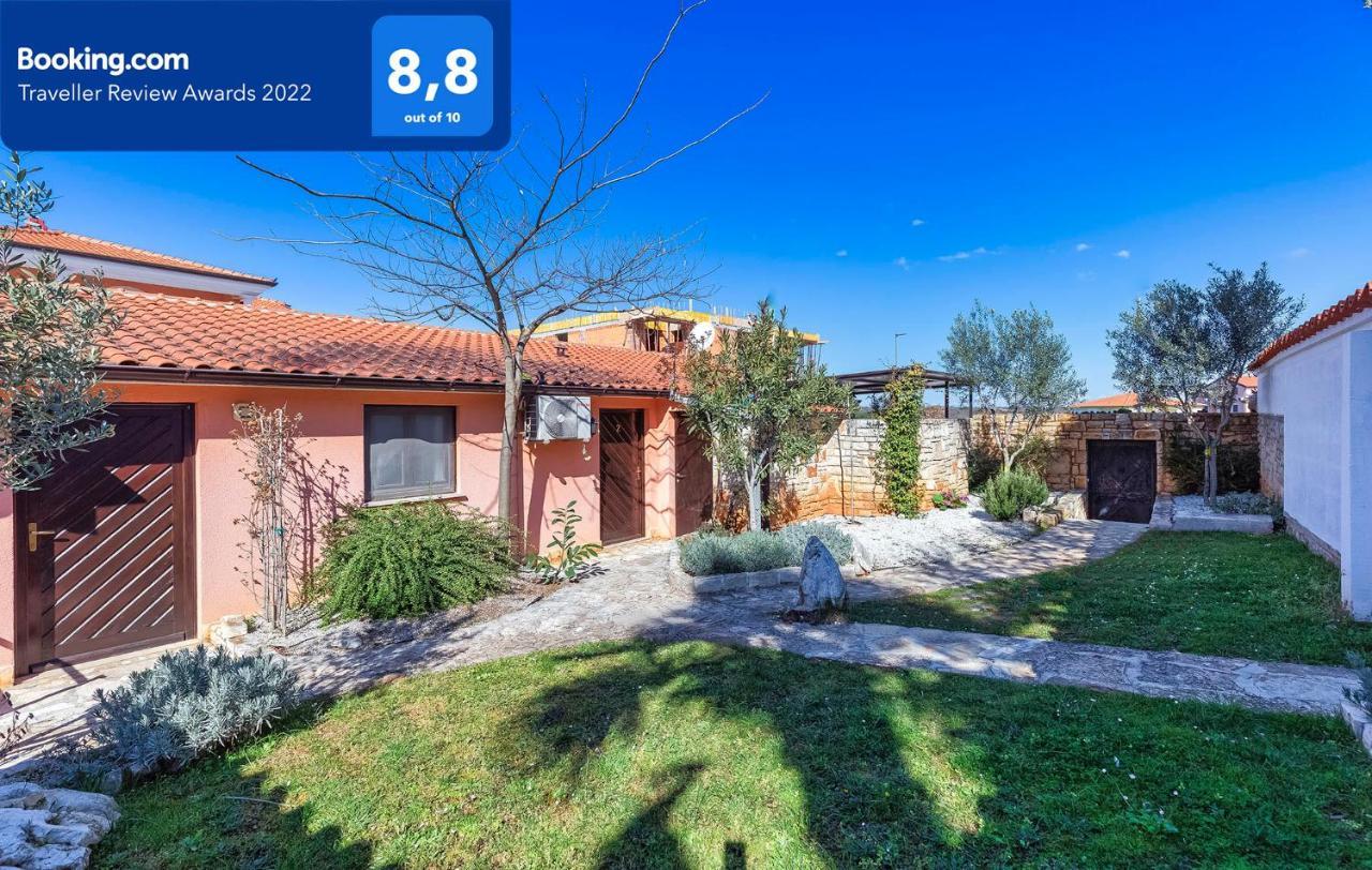 Oasi Apartman Poreč Kültér fotó