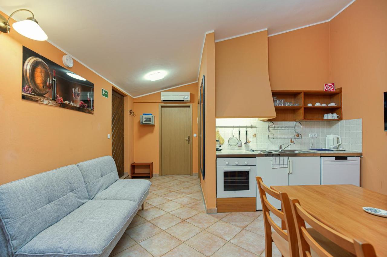 Oasi Apartman Poreč Kültér fotó